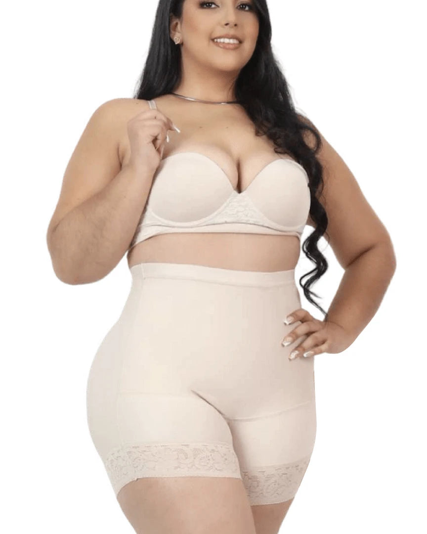 Panty reductor en abdomen con realce interno